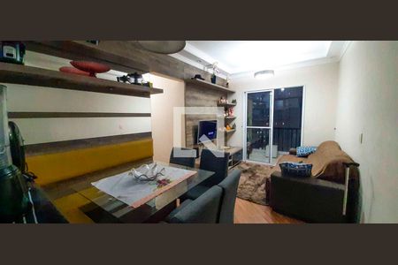 Sala de Estar de apartamento para alugar com 3 quartos, 67m² em Umuarama, Osasco