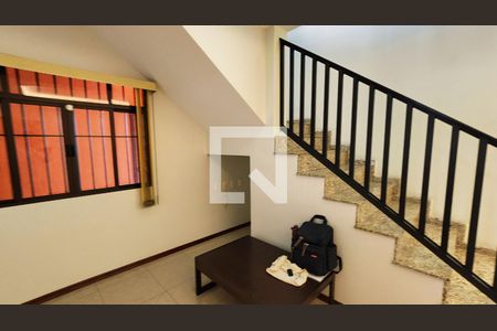 Sala de casa à venda com 3 quartos, 237m² em Horto Florestal, Jundiaí