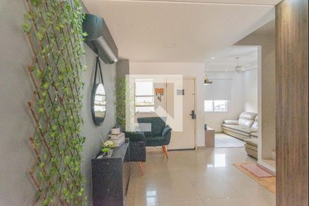 Sala de casa de condomínio à venda com 3 quartos, 230m² em Jardim Nova Europa, Campinas