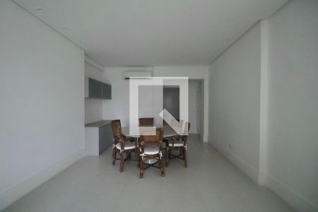 Sala de apartamento para alugar com 3 quartos, 174m² em Jardim Virginia, Guarujá