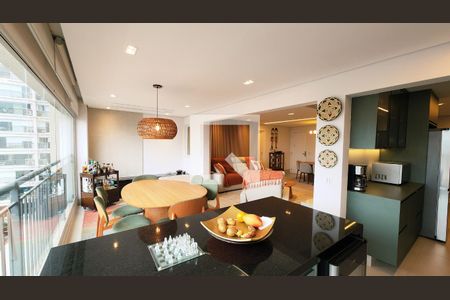 Cozinha de apartamento à venda com 4 quartos, 152m² em Centro, Jundiaí