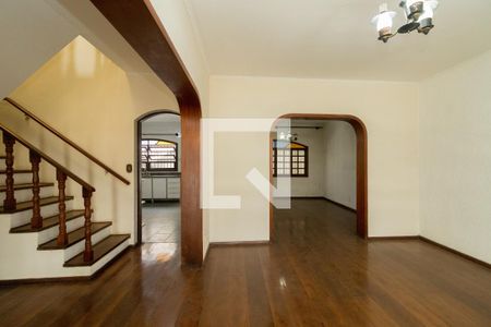Sala de casa para alugar com 4 quartos, 200m² em Chácara Belenzinho, São Paulo