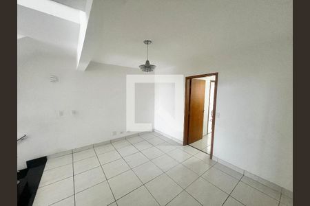Sala 2 de casa à venda com 3 quartos, 104m² em Jardim Rossin, São Paulo