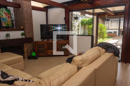 Sala de TV de casa à venda com 4 quartos, 400m² em Jardim Ipanema (zona Sul), São Paulo