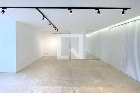 Sala de apartamento para alugar com 2 quartos, 170m² em Belvedere, Belo Horizonte