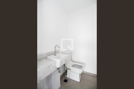 Lavabo de apartamento para alugar com 3 quartos, 144m² em Sumarezinho, São Paulo