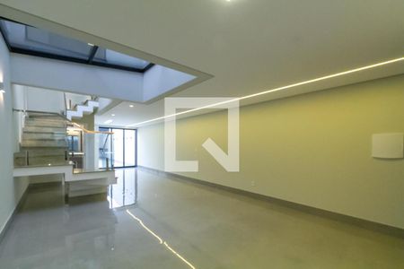 Sala de casa à venda com 3 quartos, 200m² em Vila Jahu, São Bernardo do Campo