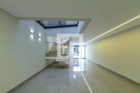 Sala de casa à venda com 3 quartos, 200m² em Vila Jahu, São Bernardo do Campo