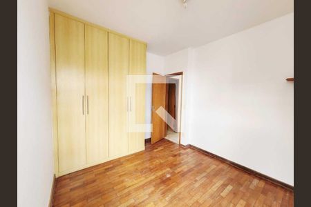 Quarto de apartamento para alugar com 2 quartos, 85m² em Buritis, Belo Horizonte