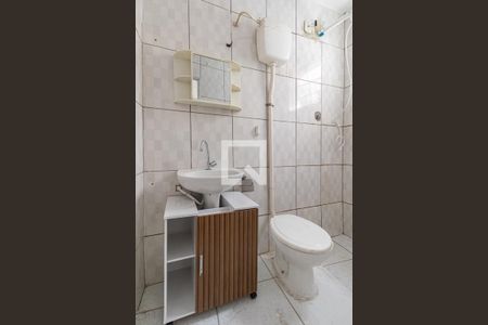 Banheiro de casa para alugar com 1 quarto, 38m² em Artur Alvim, São Paulo