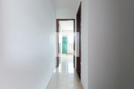 Corredor de casa de condomínio à venda com 2 quartos, 79m² em Parada Xv de Novembro, São Paulo