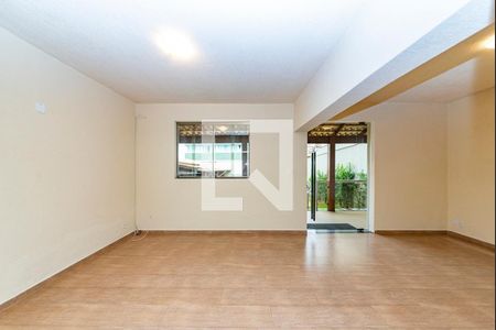 Sala 1 de casa à venda com 4 quartos, 371m² em Caiçaras, Belo Horizonte