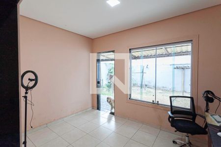 Escritório de casa à venda com 4 quartos, 239m² em Colonial, Contagem