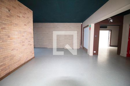 Sala de casa para alugar com 4 quartos, 330m² em Sumaré, São Paulo