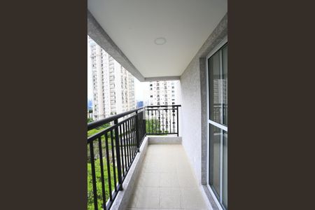 varando / area de serviço de apartamento à venda com 2 quartos, 42m² em Cidade Jardim, São Paulo