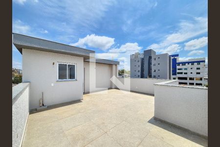 Cobertura de apartamento à venda com 2 quartos, 110m² em Vila Amaral, Belo Horizonte