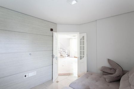 Sala 2 de casa de condomínio à venda com 3 quartos, 310m² em Diamante, Belo Horizonte