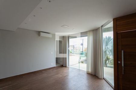 Sala 1 de casa de condomínio à venda com 3 quartos, 310m² em Diamante, Belo Horizonte