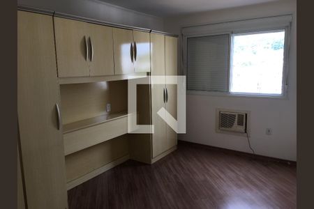 Quarto de apartamento para alugar com 2 quartos, 72m² em Jardim Carvalho, Porto Alegre