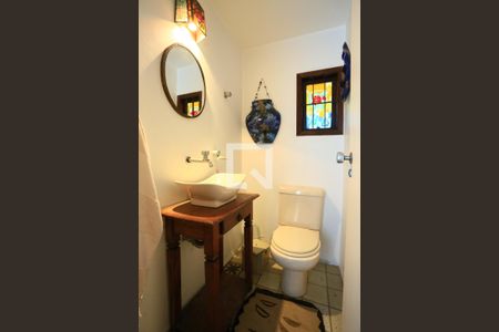 Lavabo de casa à venda com 3 quartos, 296m² em Jardim Vitoria Regia (zona Oeste), São Paulo