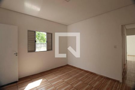 Quarto 1 de casa para alugar com 2 quartos, 100m² em Jardim Santa Teresinha, São Paulo