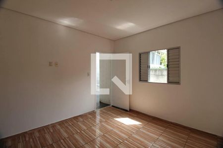 Quarto 1 de casa para alugar com 2 quartos, 100m² em Jardim Santa Teresinha, São Paulo