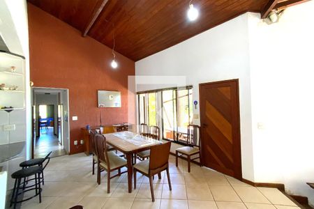 Sala de casa de condomínio à venda com 4 quartos, 180m² em Passárgada, Nova Lima