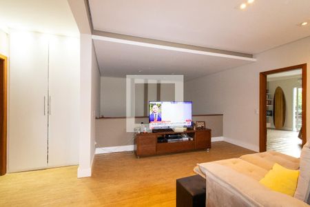 Sala de TV de casa de condomínio à venda com 4 quartos, 300m² em Loteamento Caminhos de San Conrado (sousas), Campinas