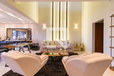 Sala de casa de condomínio à venda com 4 quartos, 300m² em Loteamento Caminhos de San Conrado (sousas), Campinas