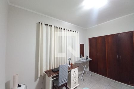 Quarto 1 de casa à venda com 4 quartos, 167m² em Jardim dos Oliveiras, Campinas