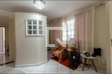 Sala de casa à venda com 3 quartos, 450m² em Vila Cavaton, São Paulo