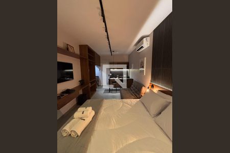 Sala/Quarto de kitnet/studio para alugar com 1 quarto, 25m² em Laranjeiras, Rio de Janeiro