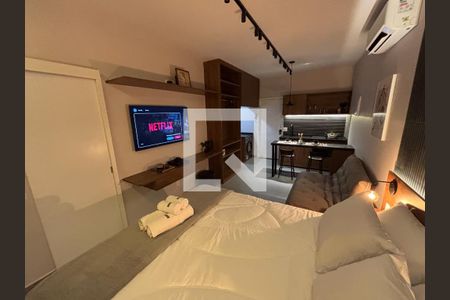 Sala/Quarto de kitnet/studio para alugar com 1 quarto, 25m² em Laranjeiras, Rio de Janeiro