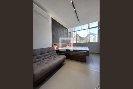 Sala/Quarto de kitnet/studio para alugar com 1 quarto, 25m² em Laranjeiras, Rio de Janeiro