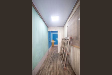 Corredor de casa para alugar com 6 quartos, 450m² em Campo Novo, Porto Alegre