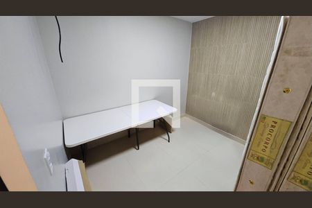 Escritório de casa de condomínio para alugar com 5 quartos, 530m² em Jardim Atlantico, Goiânia