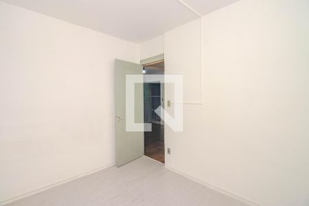 Quarto 2 de apartamento para alugar com 2 quartos, 40m² em Rubem Berta, Porto Alegre