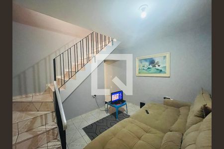 Sala 2 de casa para alugar com 2 quartos, 80m² em Vale dos Machados, Guarulhos