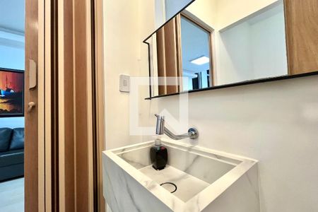 Banheiro Social de casa de condomínio para alugar com 4 quartos, 200m² em Parque Jabaquara, São Paulo