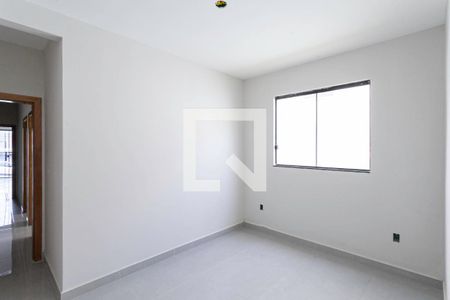 Suíte de casa à venda com 3 quartos, 194m² em Nacional, Contagem