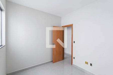 Quarto 2 de casa à venda com 3 quartos, 192m² em Nacional, Contagem