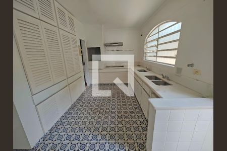 Casa para alugar com 4 quartos, 482m² em Campo Belo, São Paulo