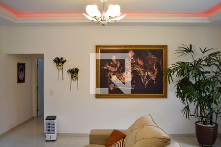 Sala de casa à venda com 4 quartos, 252m² em Vila Santa Isabel, São Paulo