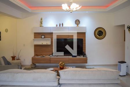 Sala de casa à venda com 4 quartos, 252m² em Vila Santa Isabel, São Paulo