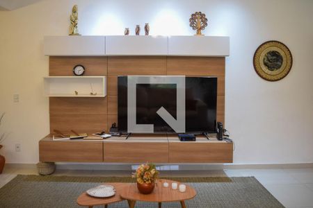 Sala de casa à venda com 4 quartos, 252m² em Vila Santa Isabel, São Paulo