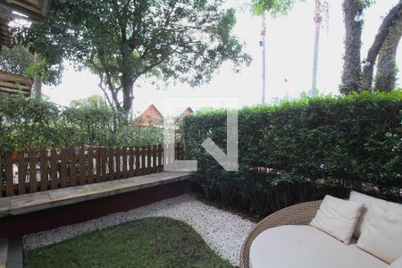 Casa de Condomínio à venda com 3 quartos, 220m² em Vila Tramontano, São Paulo