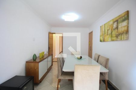 Casa de Condomínio à venda com 3 quartos, 220m² em Vila Tramontano, São Paulo