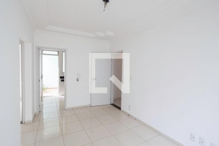 Sala de apartamento à venda com 2 quartos, 130m² em Arvoredo Ii, Contagem