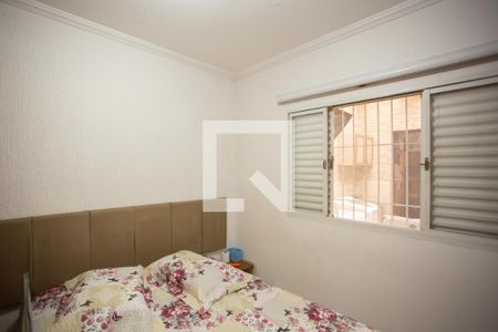 QUARTO 1 de casa à venda com 2 quartos, 180m² em Jardim Carlu, São Paulo
