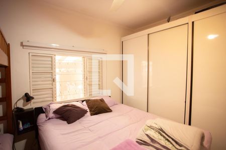 QUARTO 2 de casa à venda com 2 quartos, 180m² em Jardim Carlu, São Paulo